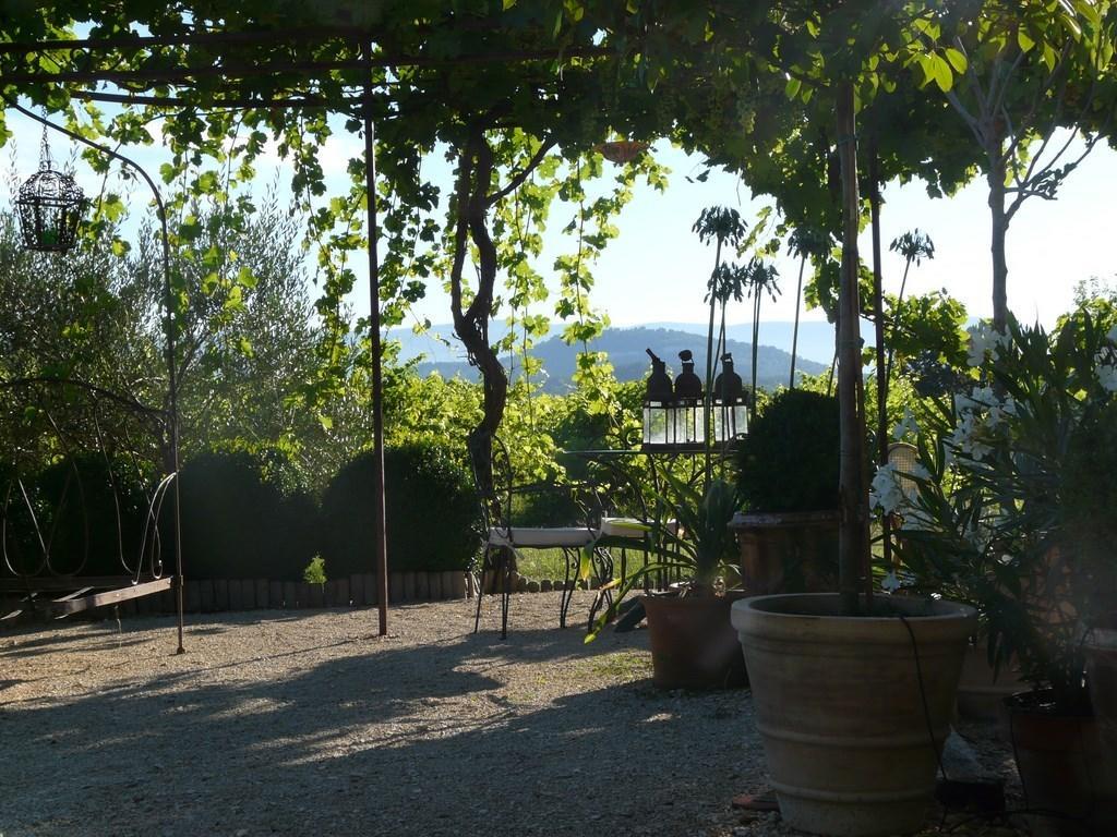 Lou Amourie Roussillon en Isere Exterior foto